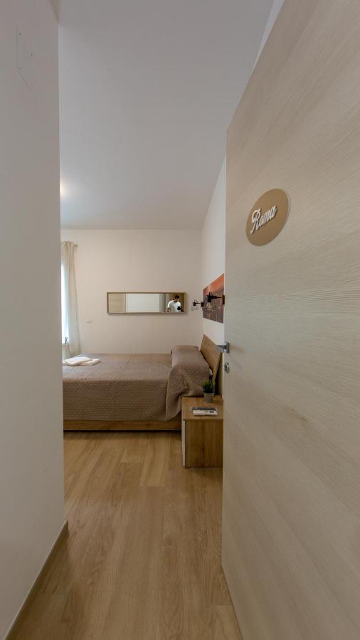 Bed and Breakfast Aria Di Sale Martinsicuro Exterior foto
