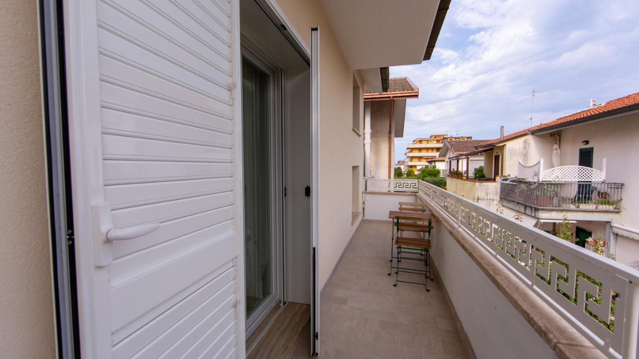 Bed and Breakfast Aria Di Sale Martinsicuro Exterior foto
