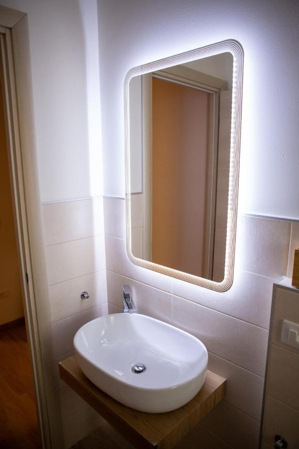 Bed and Breakfast Aria Di Sale Martinsicuro Exterior foto